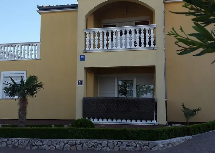 アパート Antolkovic *